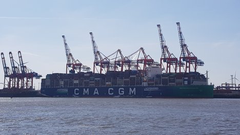 LNG_Schiff_20210509_114824.jpg
