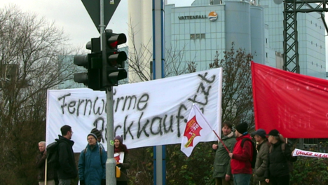 fernwaermerueckkauf_jetzt.png Kundgebung für den Rückkauf des Fernwärmenetzes in Hamburg vor dem Kraftwerk Tiefstack