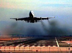 airplane_lifting_off_col.jpg abhebendes Flugzeug