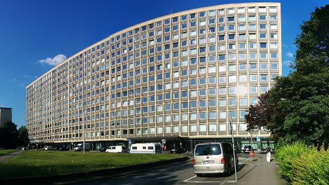 Bezirksamt Eimsbüttel (Foto: Dox8o8 auf wikimedia, CC-BY-SA 4.0)