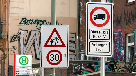 Dieselfahrverbot_Stresemannstrasse.jpg Dieselfahrverbot Stresemannstraße, Hamburg
