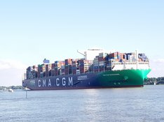 20210905_163146_-_LNG-Schiff-Container.jpg